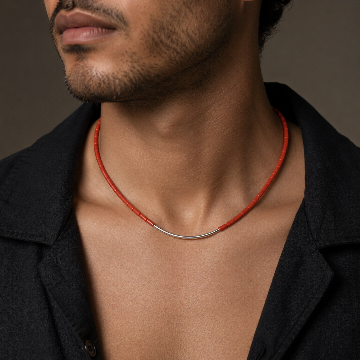 Collier Scarlet port� - homme, corail rouge naturel et argent 925 AMAYAS