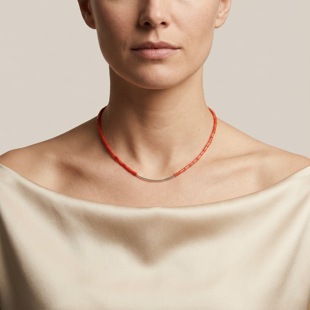 Collier Scarlet - femme haut beige, corail rouge artisanal AMAYAS